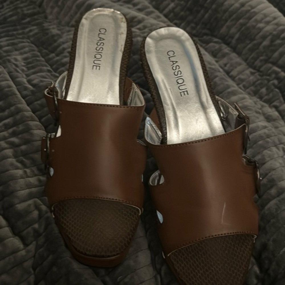 Classique size 11 new